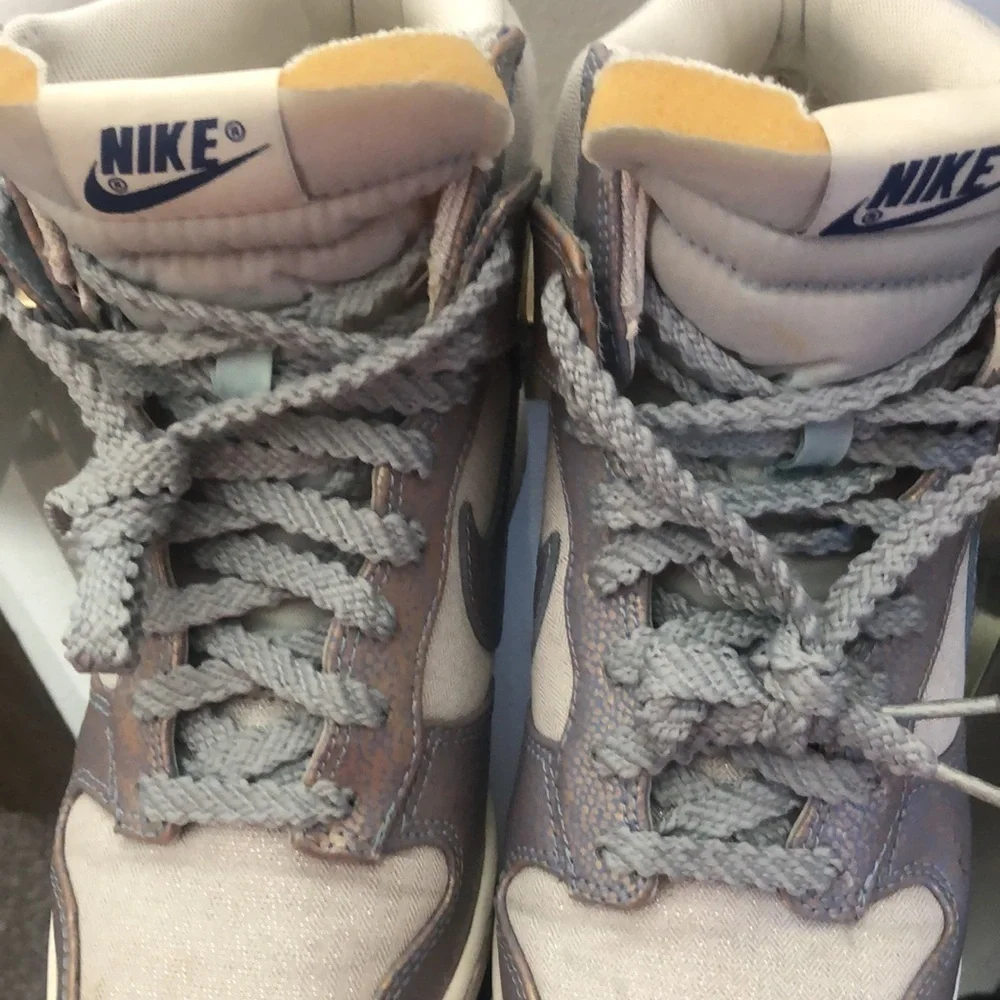 Nike sky high hidden wedge shoes size 8 - Picture 12 of 14
